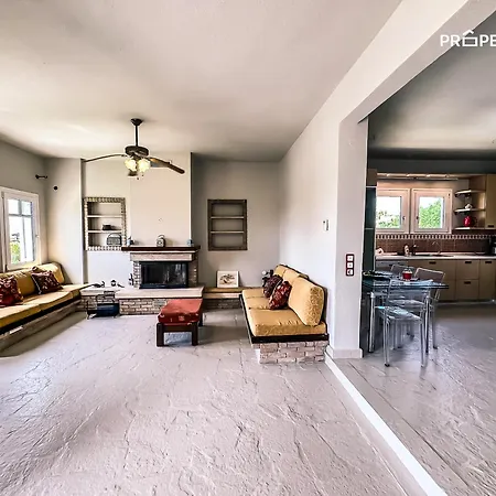 Villa τhe φ Nea Kallikrateia
