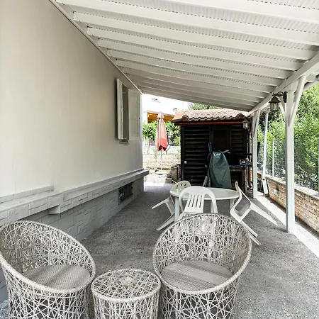 Villa τhe φ Nea Kallikrateia
